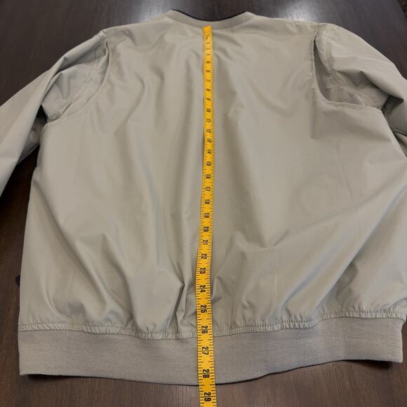 IZOD Men’s Windbreaker Large Pullover Beige Zipper Pockets V-Neck Golf - Picture 7 of 9